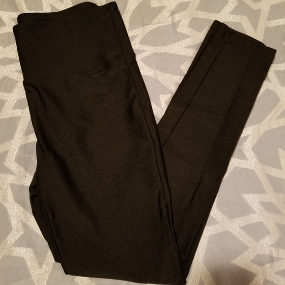 Black workout pants - Picture 1 of 2